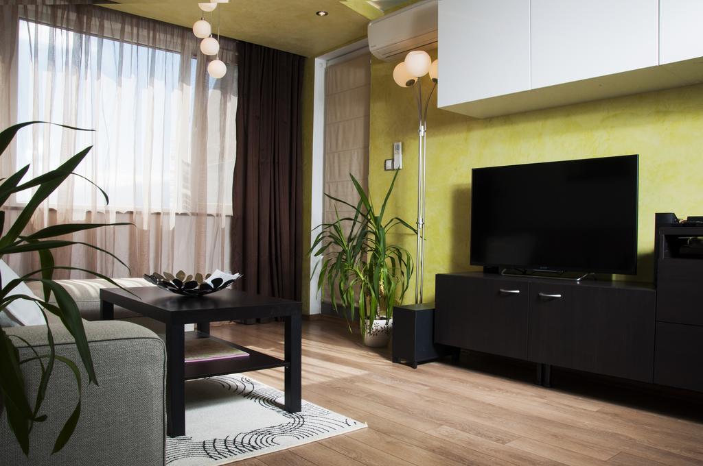 Derelli Deluxe And Derelli Adorable Apartments Σόφια Δωμάτιο φωτογραφία
