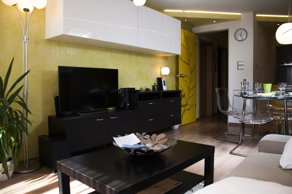 Derelli Deluxe And Derelli Adorable Apartments Σόφια Δωμάτιο φωτογραφία